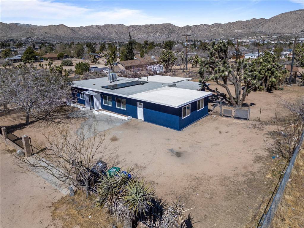 Yucca Valley, CA 92284,55856 Mountain View Trl