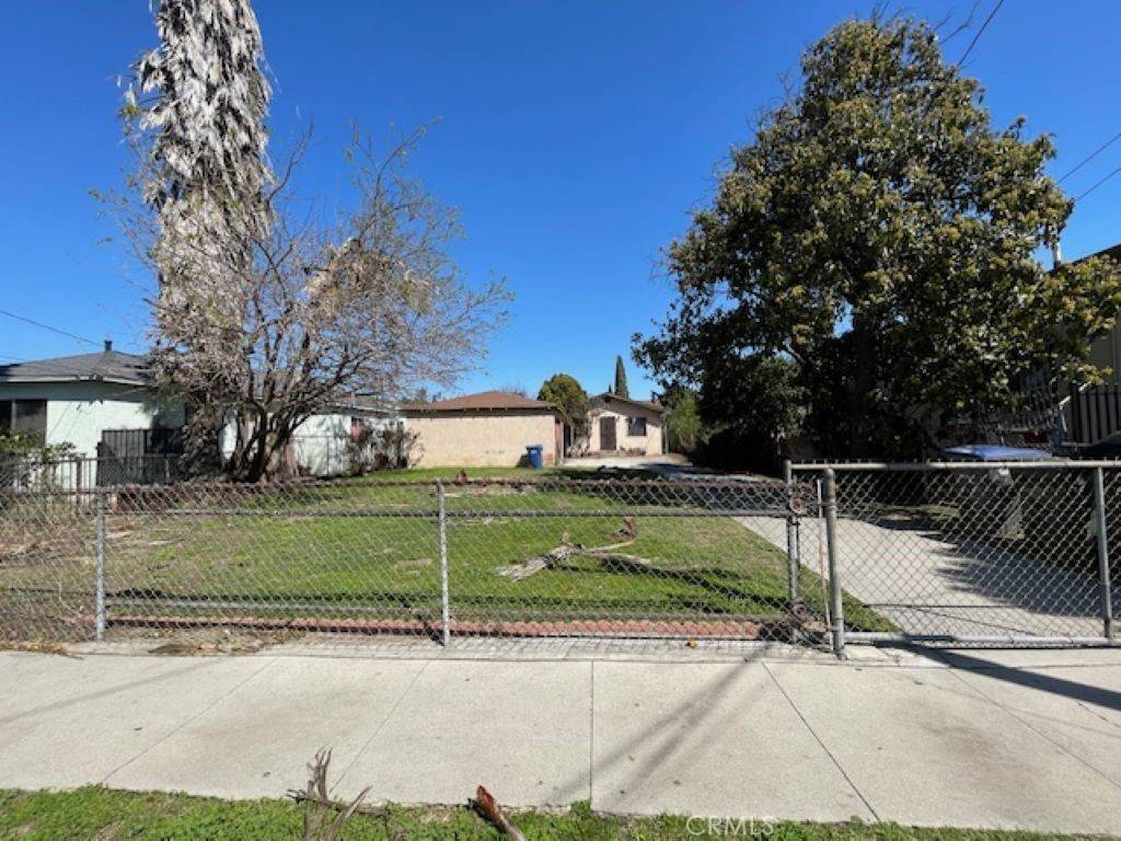 Lynwood, CA 90262,3125 Cedar AVE