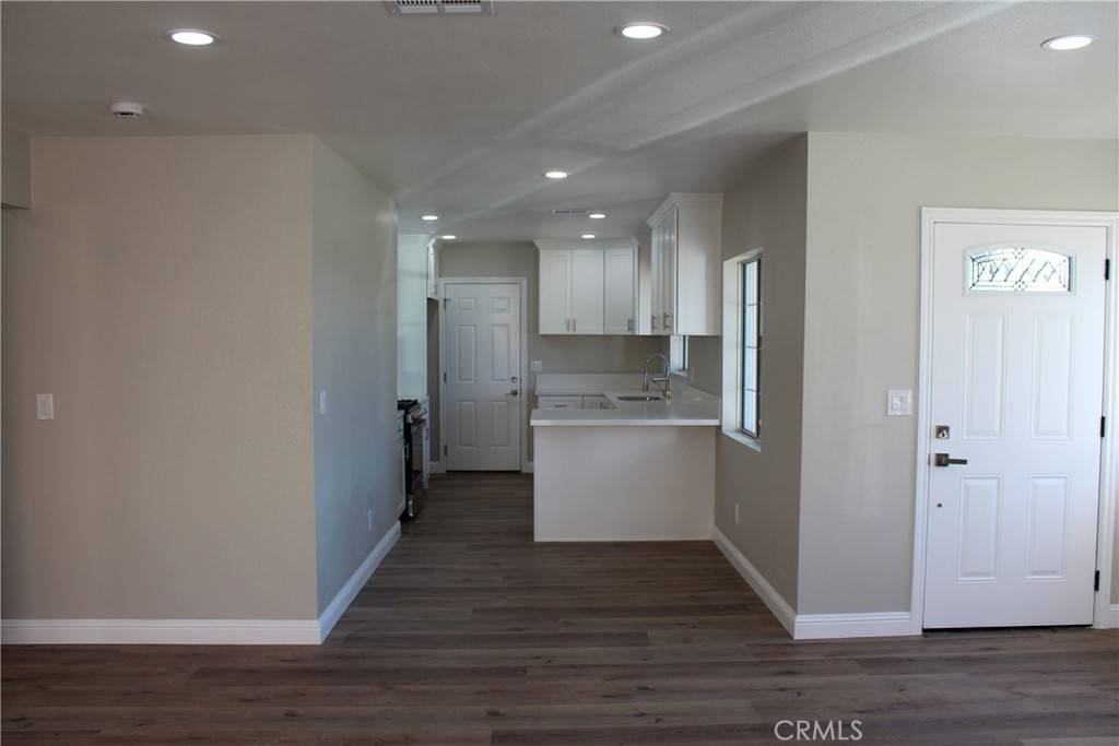 Fontana, CA 92335,17730 Ivy AVE
