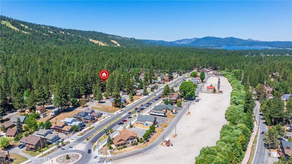 Big Bear Lake, CA 92315,42641 Falcon AVE