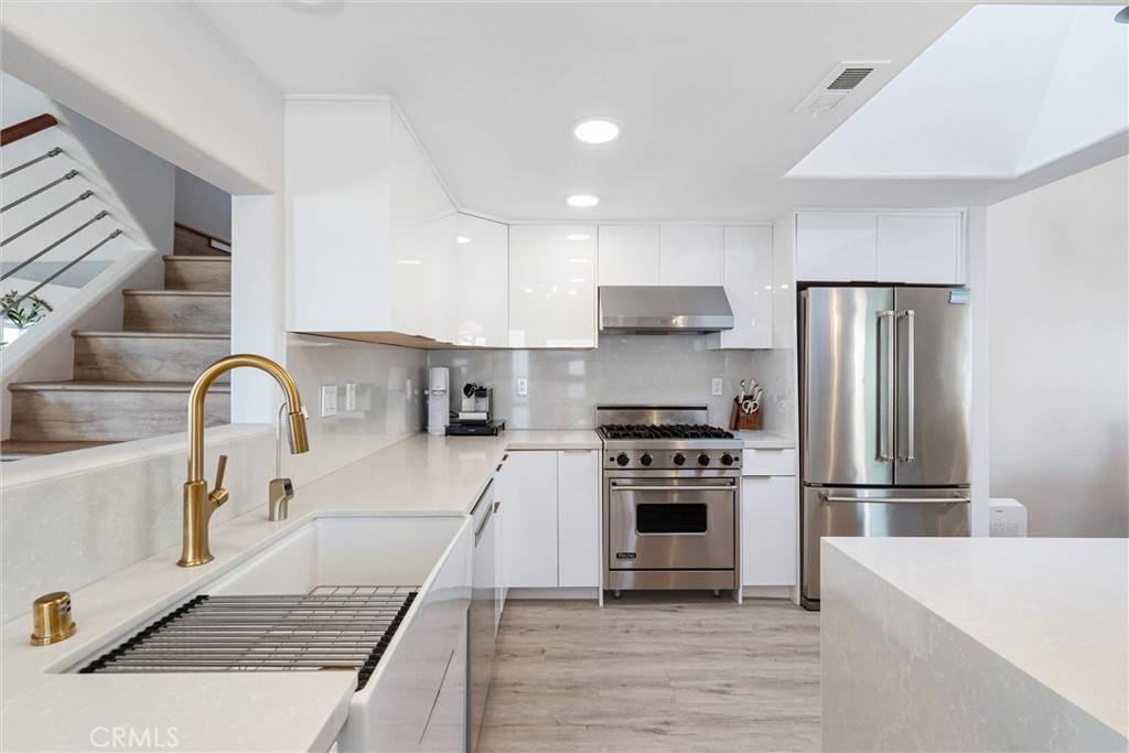 Dana Point, CA 92629,24372 Vista Point LN