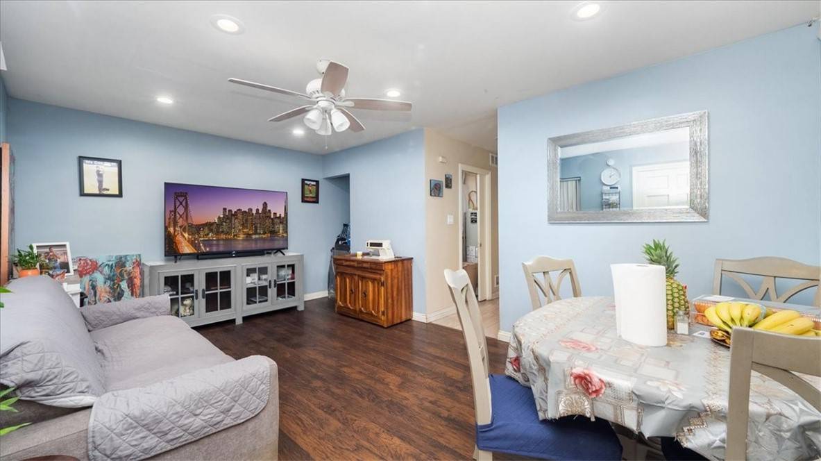 Tustin, CA 92780,1777 Mitchell AVE #51
