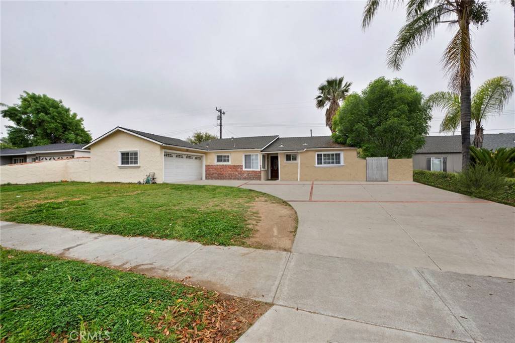 Upland, CA 91786,1432 Felicita
