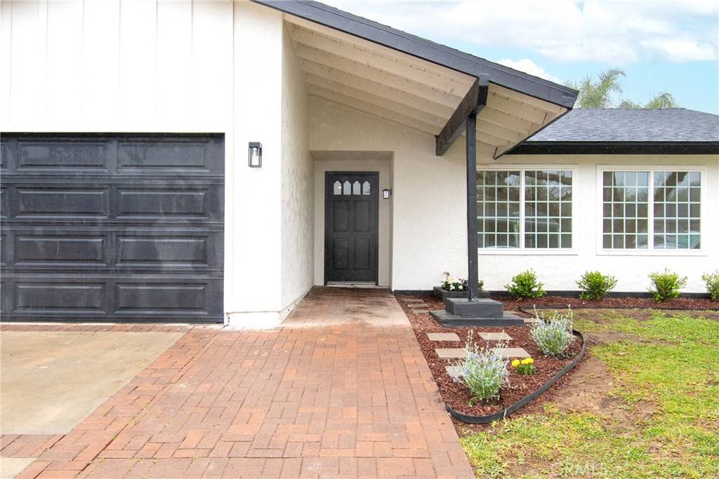 Yorba Linda, CA 92886,4371 Avenida Rio Del Oro
