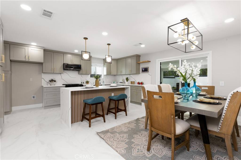 Pico Rivera, CA 90660,8536 Beverly Park Pl