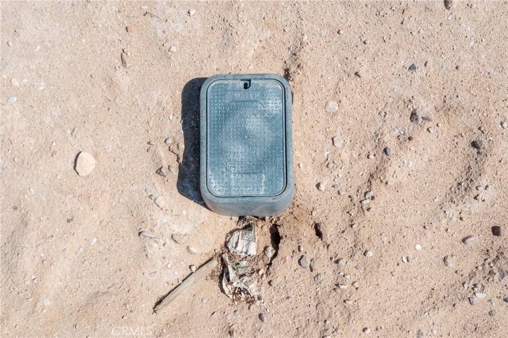 29 Palms, CA 92277,660 Highnoon