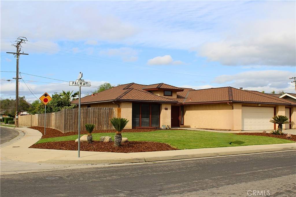 Hanford, CA 93230,216 Palm CT