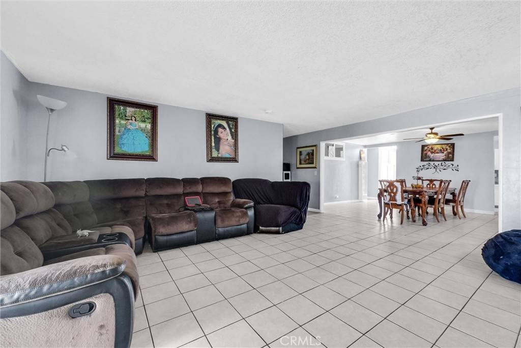 Fontana, CA 92335,17754 Upland AVE