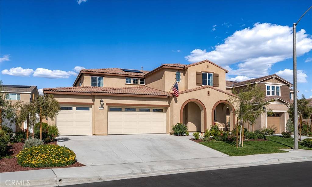 Rialto, CA 92377,2427 Huron RD