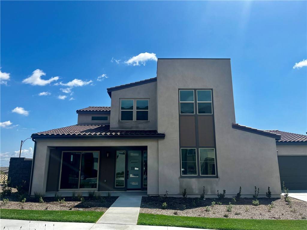 Fontana, CA 92336,15981 Conservatory DR
