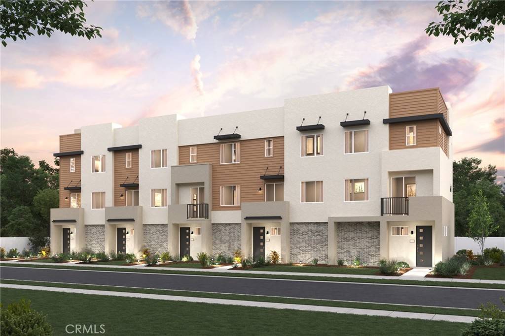 El Monte, CA 91733,4002 Valley Oak LN #C