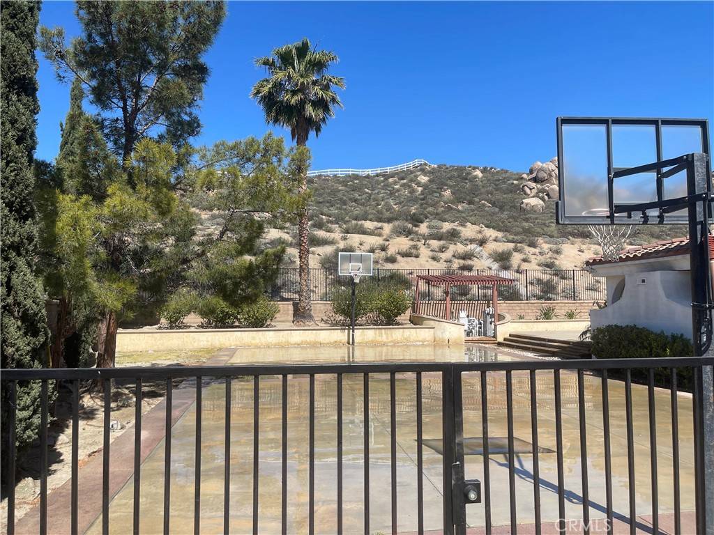 Corona, CA 92879,896 Baghdady ST