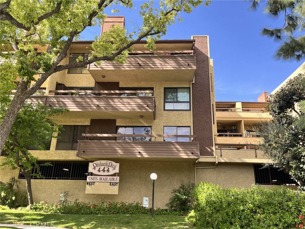 Glendale, CA 91206,444 Piedmont AVE #220