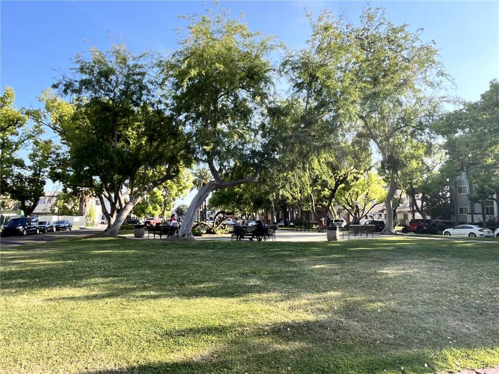 Glendale, CA 91206,444 Piedmont AVE #220