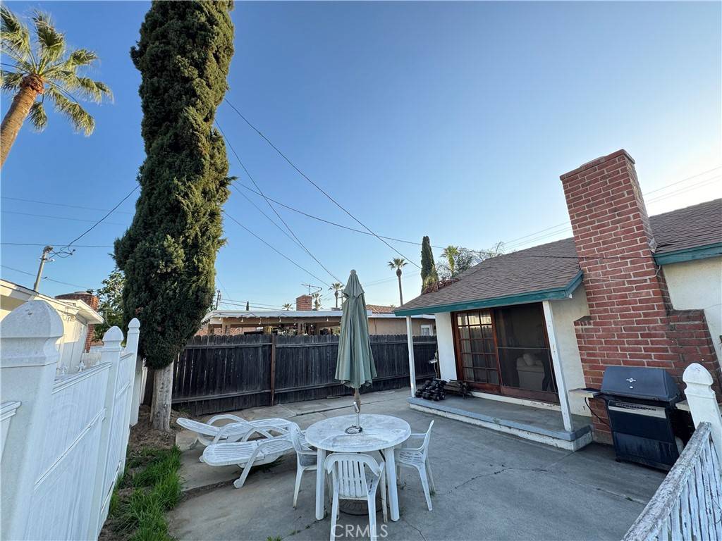 Covina, CA 91723,300 S 1st AVE