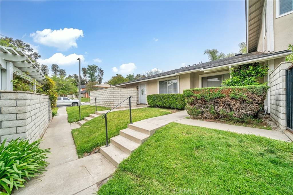 West Covina, CA 91792,1318 E Fairgrove AVE