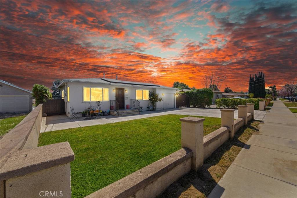 Ontario, CA 91761,302 E Francis ST