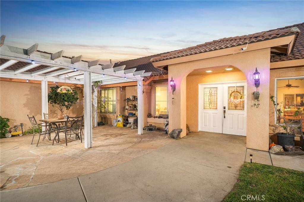 San Bernardino, CA 92407,1108 Richmond Hill CT