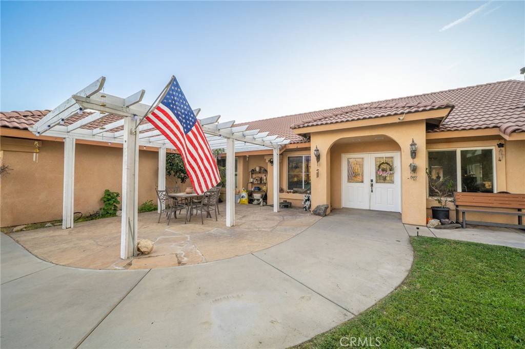 San Bernardino, CA 92407,1108 Richmond Hill CT