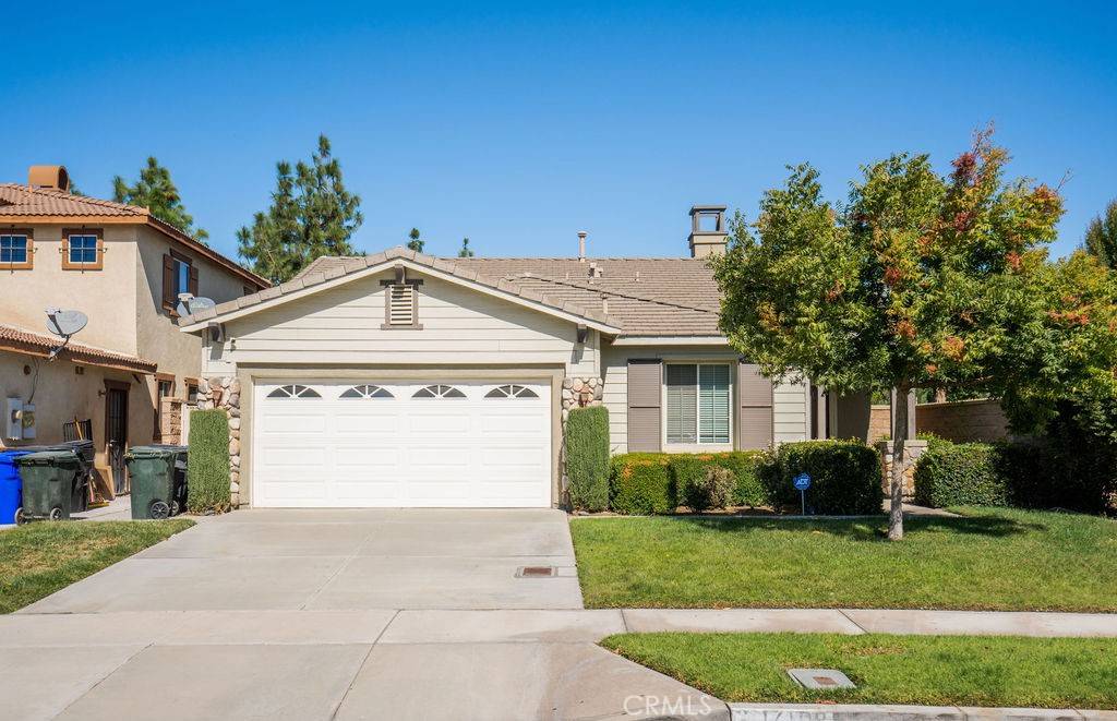 Fontana, CA 92337,17108 Red Ash CT