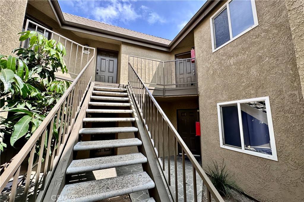 Corona, CA 92879,778 Gianni DR #208