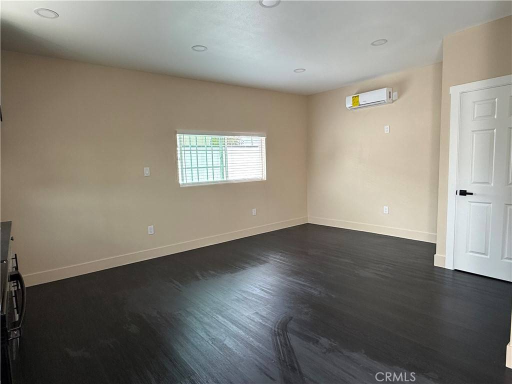 Montclair, CA 91763,9452 Rose AVE #B