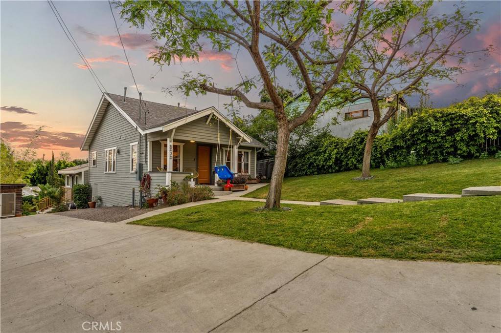 Los Angeles, CA 90042,6030 Crestwood WAY
