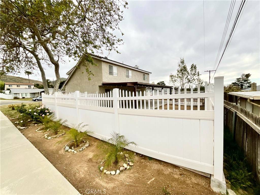 Banning, CA 92220,1078 W King ST