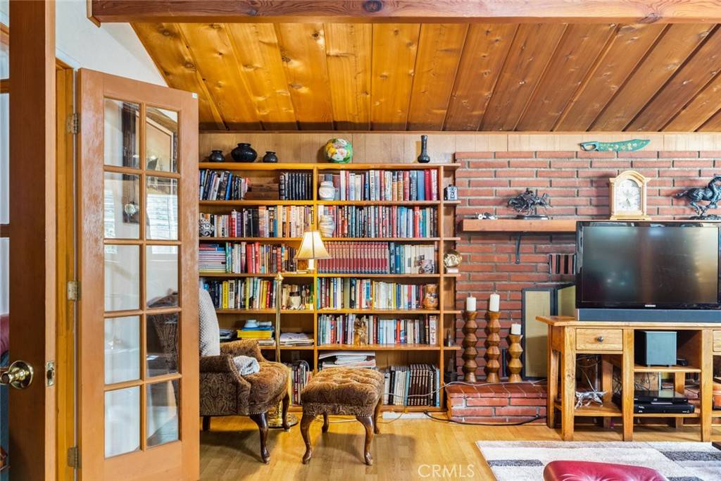 Idyllwild, CA 92549,53635 Country Club DR
