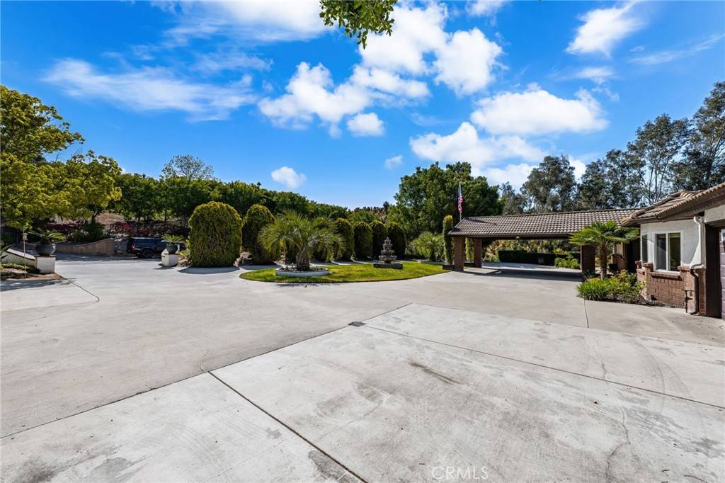 Fallbrook, CA 92028,2465 Via Oeste DR