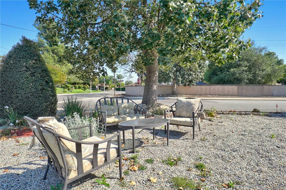Claremont, CA 91711,649 Sycamore AVE