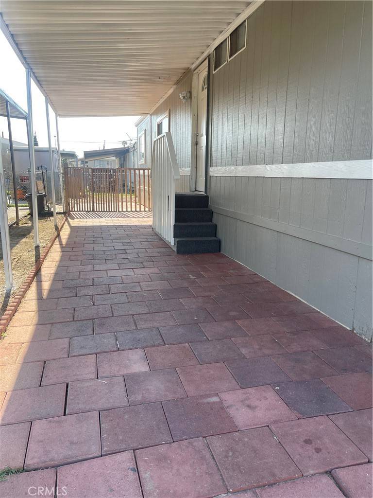 Rialto, CA 92376,250 N Linden AVE #312
