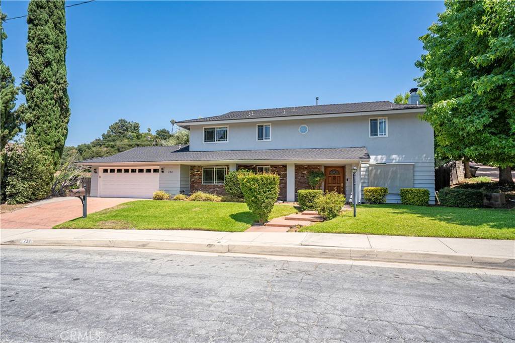 Glendora, CA 91740,734 Puma Canyon LN