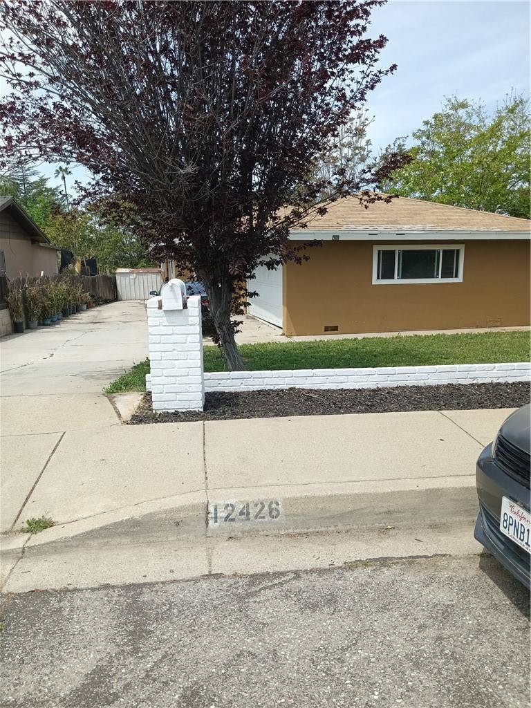 Yucaipa, CA 92399,12426 2nd ST
