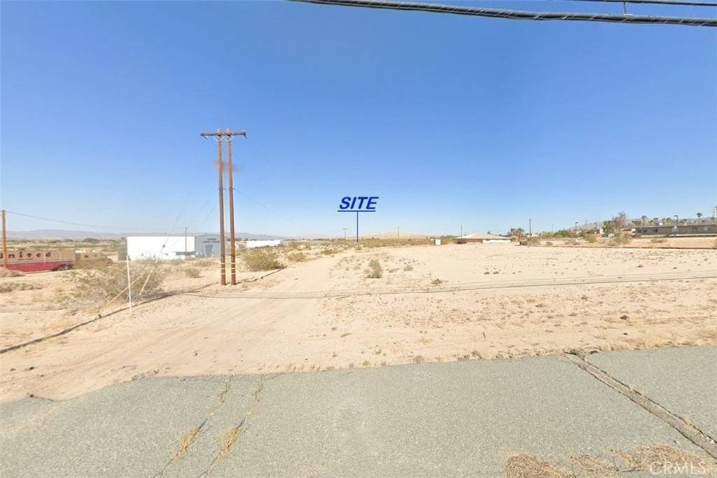 29 Palms, CA 92277,8 Adobe Rd