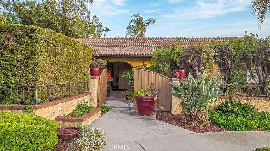 Claremont, CA 91711,472 Heidelburg LN