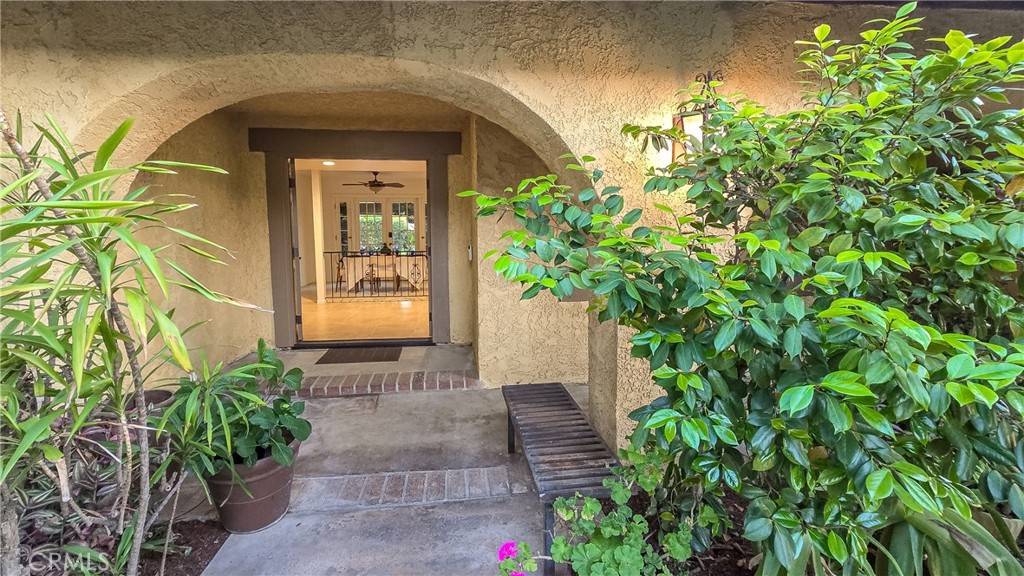 Claremont, CA 91711,472 Heidelburg LN