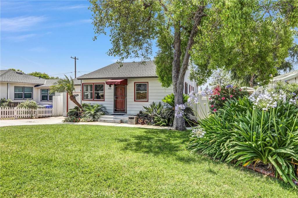 Duarte, CA 91010,2032 Royal Oaks DR