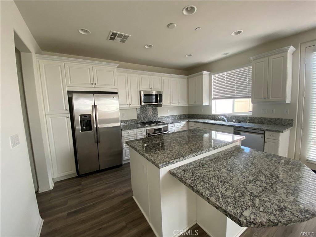 Claremont, CA 91711,690 Huron PL