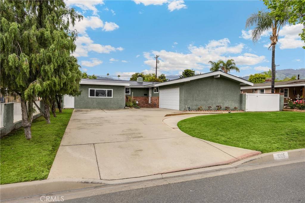 Glendora, CA 91741,1005 E Woodland LN