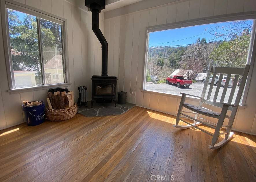 Twin Peaks, CA 92391,26194 Alpine LN