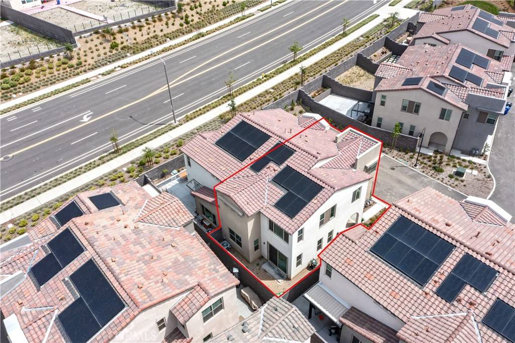 Fontana, CA 92336,16020 Sunny CT