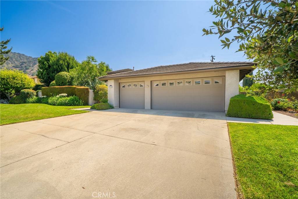 Glendora, CA 91741,964 N Entrada WAY