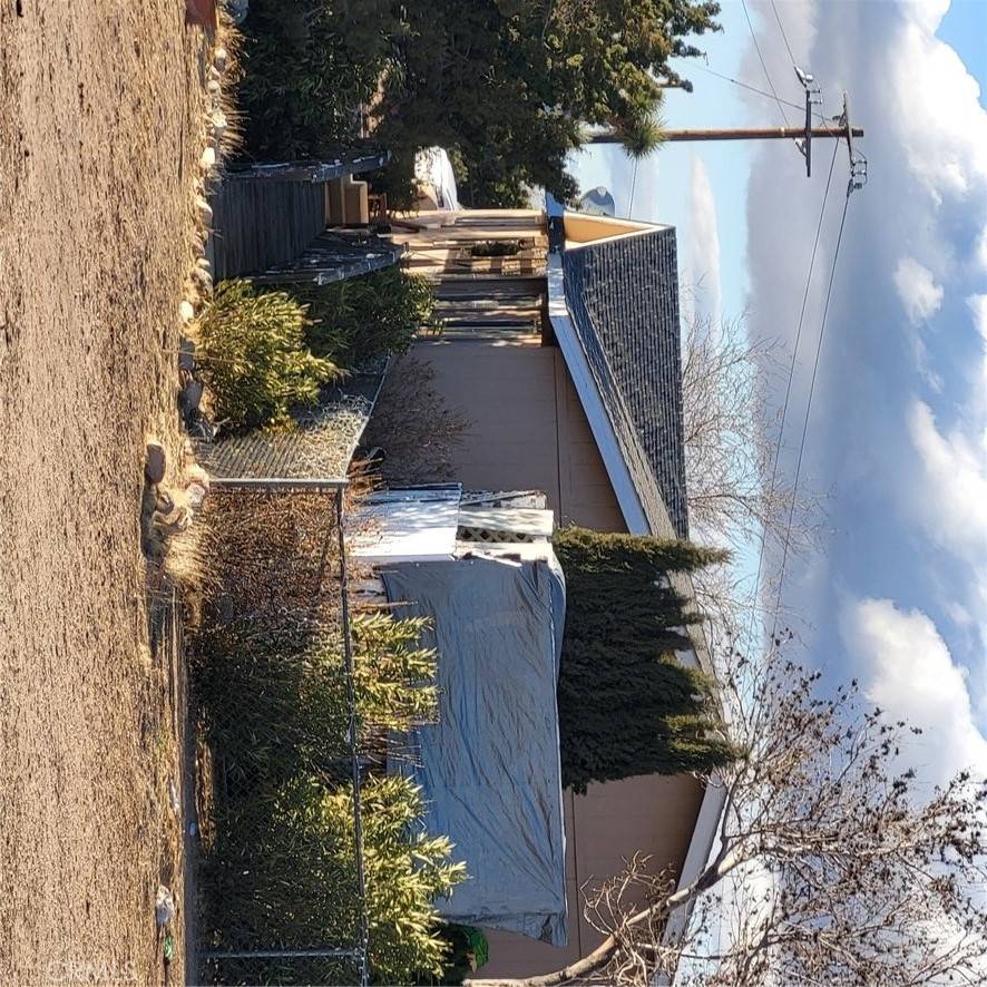 Phelan, CA 92371,9389 Smith RD