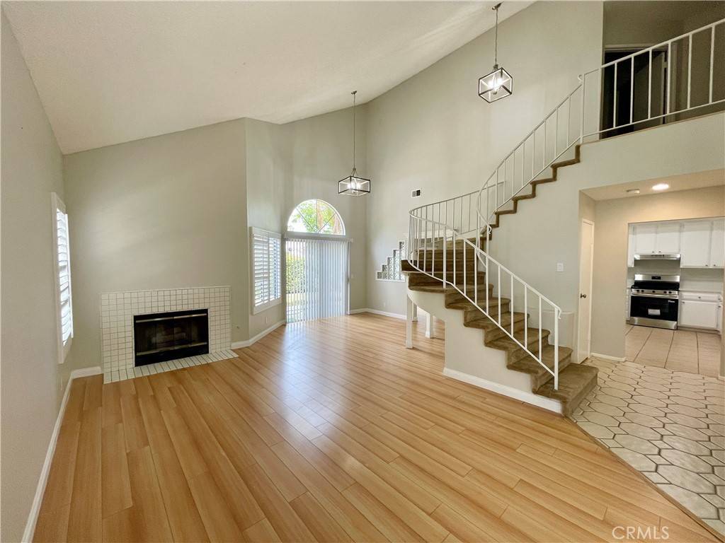 San Dimas, CA 91773,2302 Calle Sabina