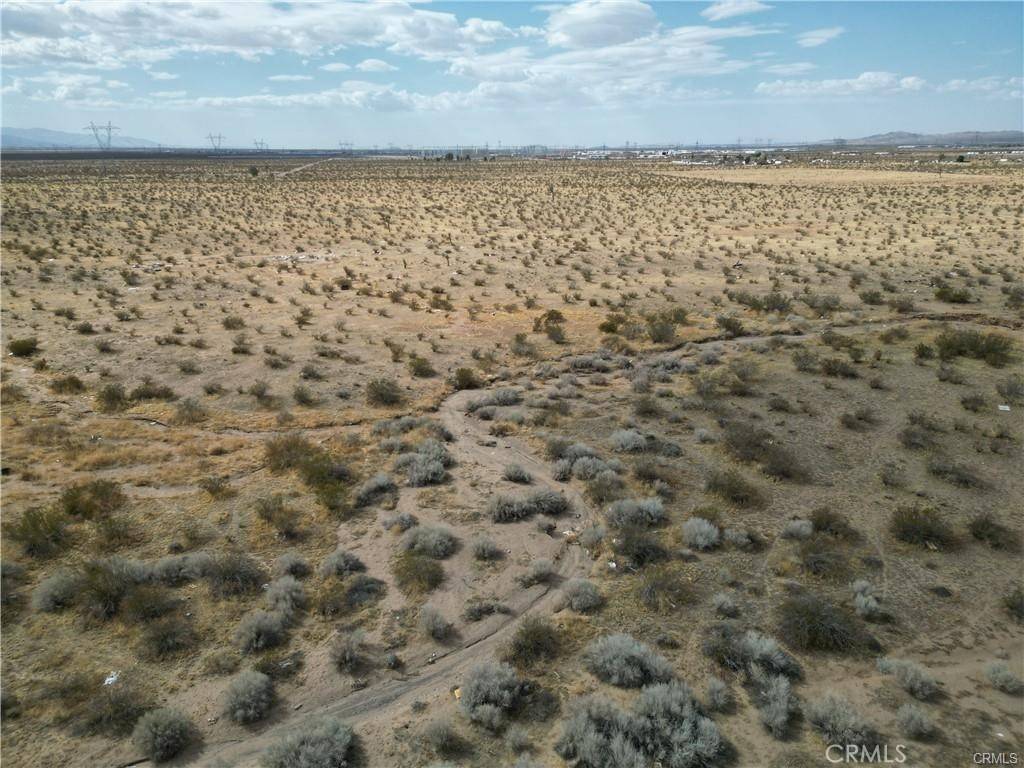 Apple Valley, CA 92308,0 Santa Rosa