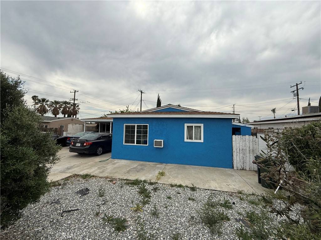 Rialto, CA 92376,106 N Encina AVE