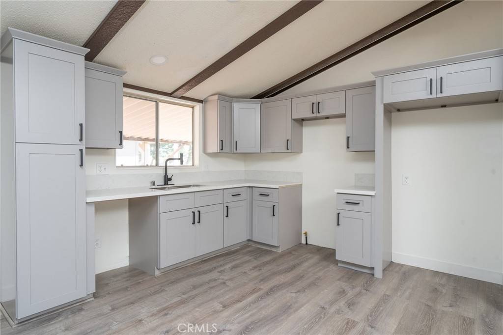 Victorville, CA 92392,14000 El Evado RD #19