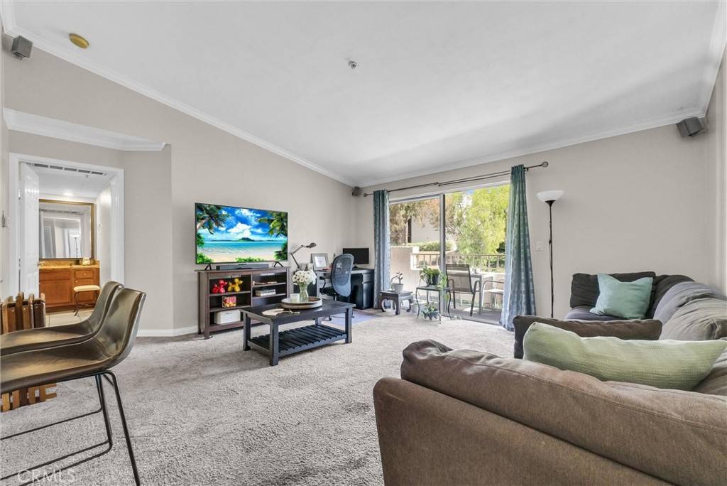 Corona, CA 92879,1980 Las Colinas CIR #301