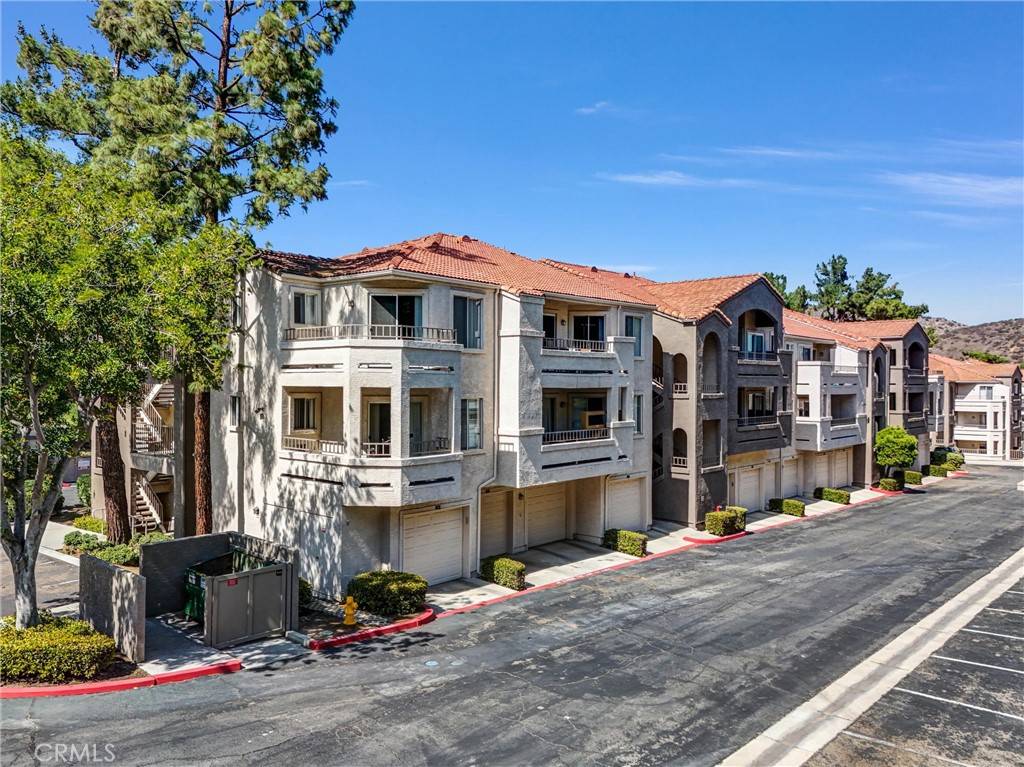 Corona, CA 92879,1980 Las Colinas CIR #301